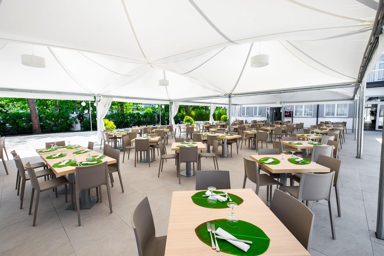 Color Green Village Cesenatico Family Exterior photo